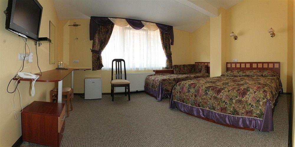 Hotel Leotel Lviv Room photo