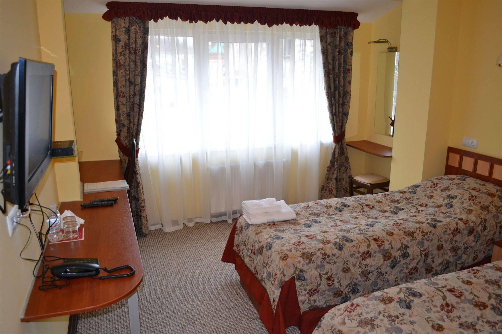 Hotel Leotel Lviv Room photo